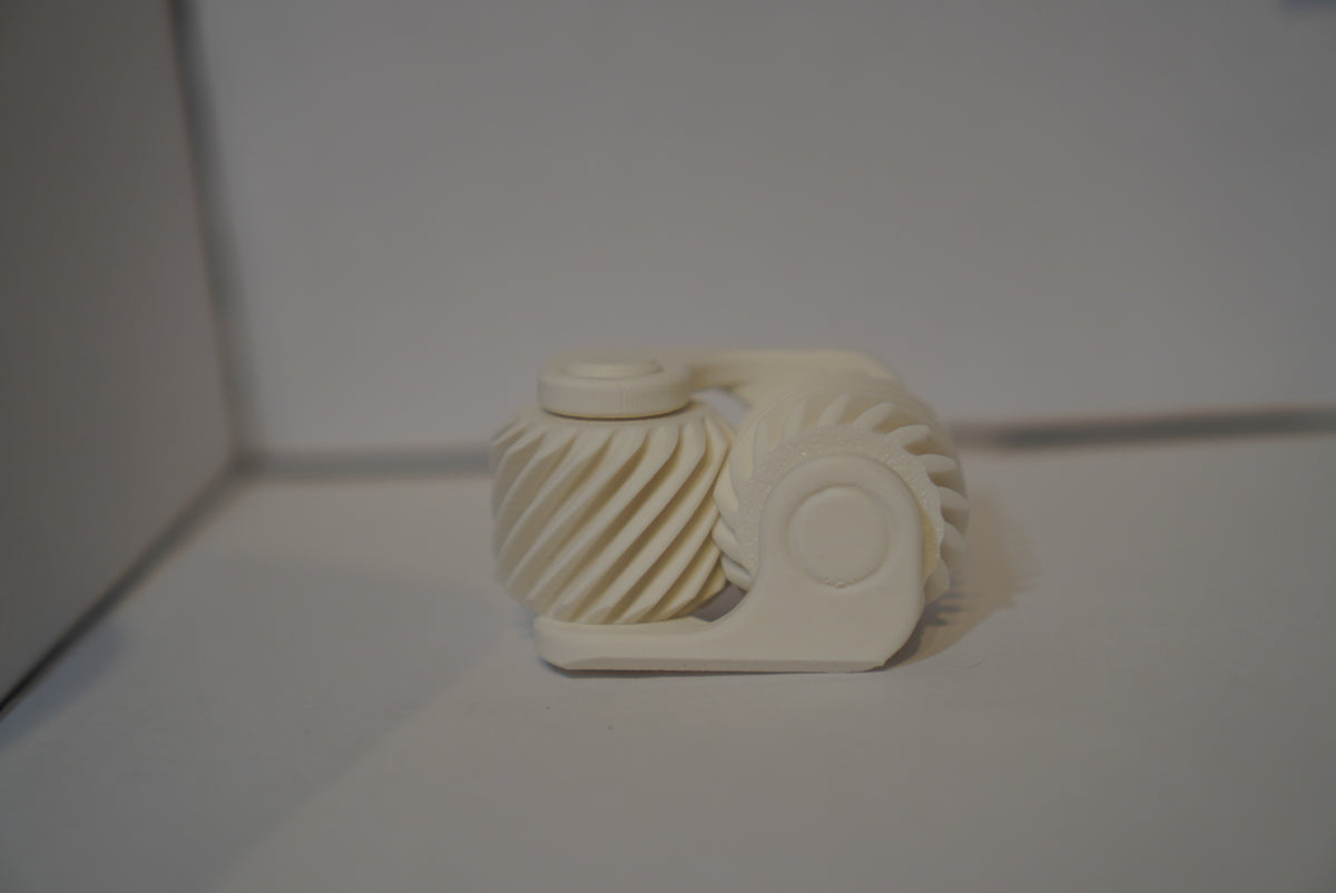 Kreuzachsen-Schrägverzahnungs-Fidget Toy